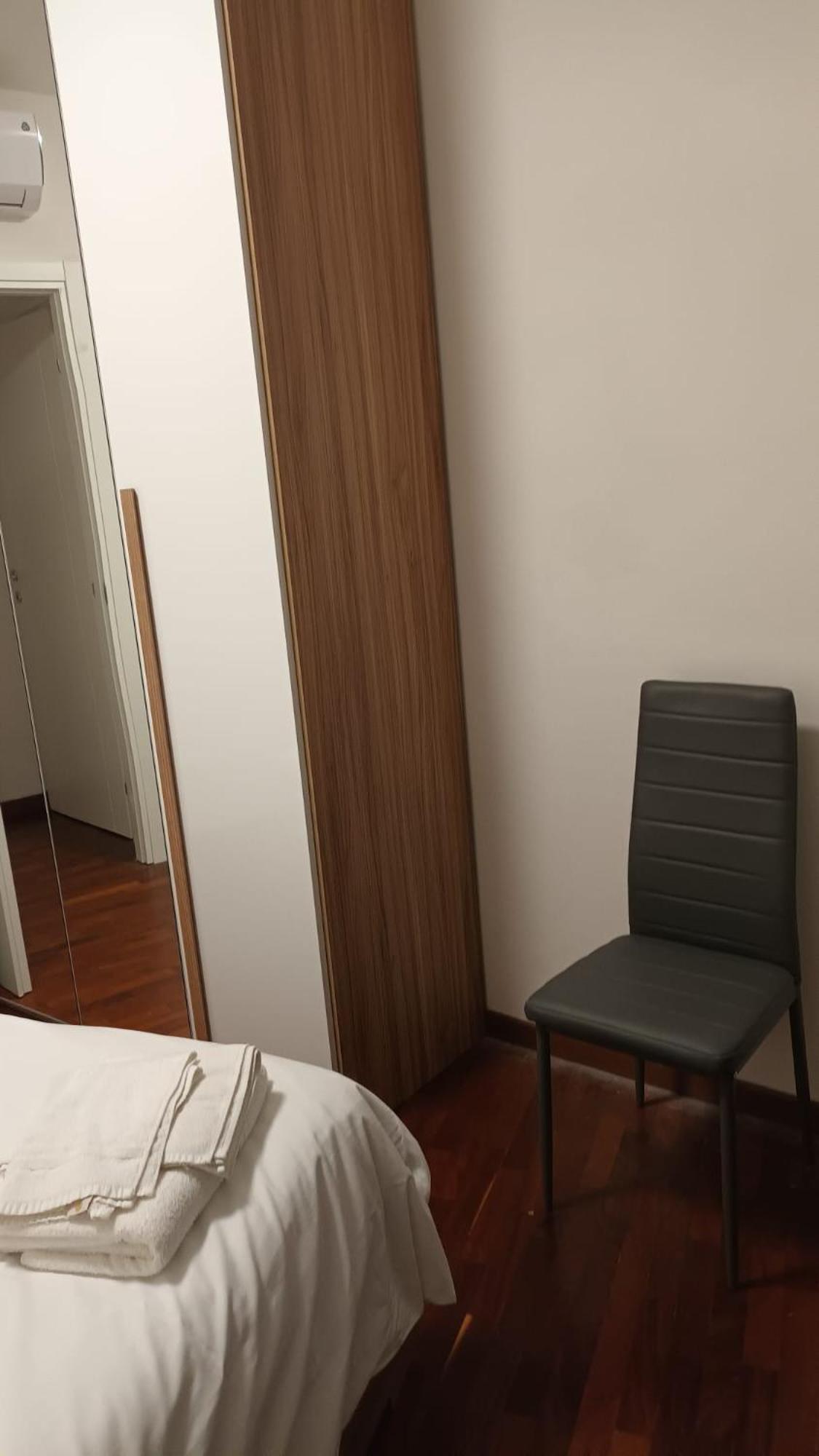 Casa N 1 Con Parcheggio Privato E Colonnina Ricarica Apartment Livorno Ngoại thất bức ảnh