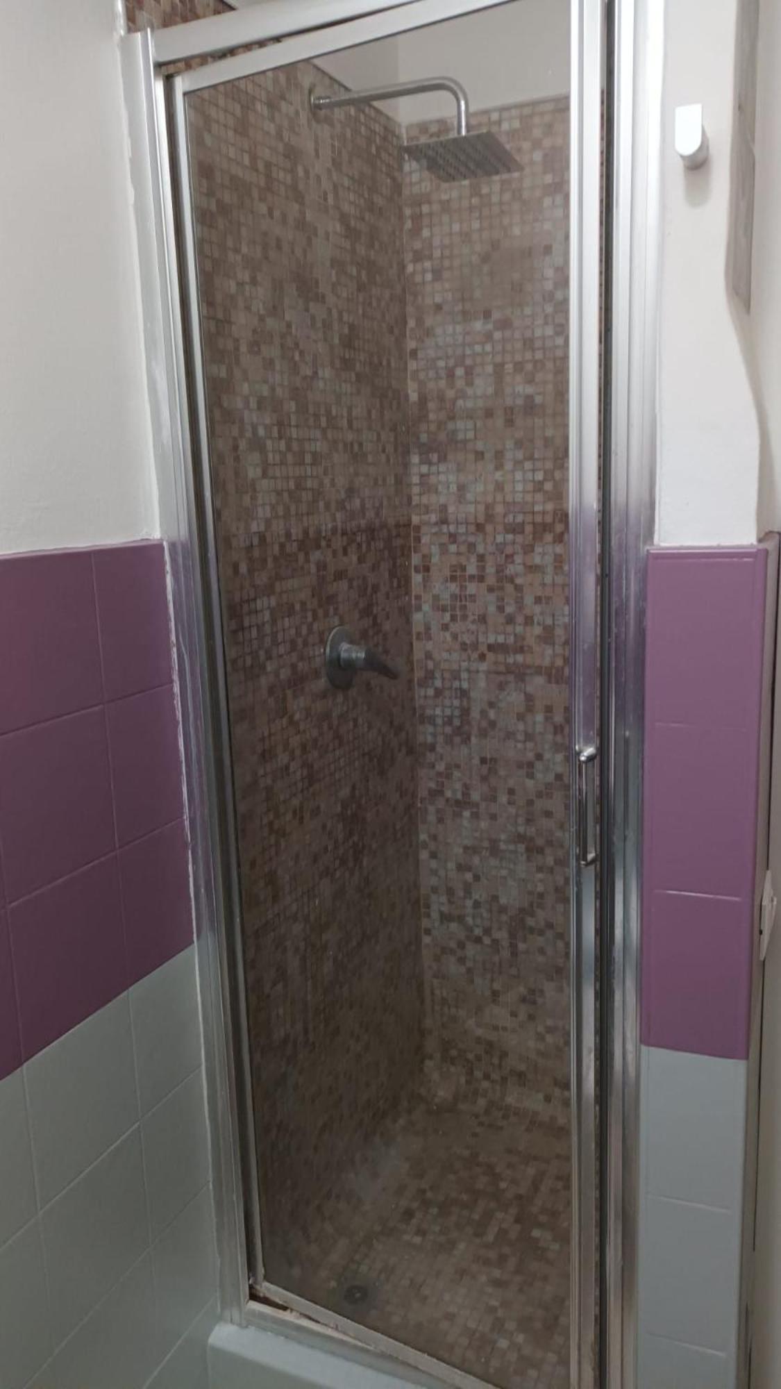 Casa N 1 Con Parcheggio Privato E Colonnina Ricarica Apartment Livorno Ngoại thất bức ảnh